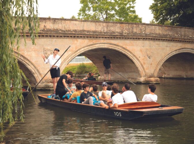 Cambridge Summer School students punting